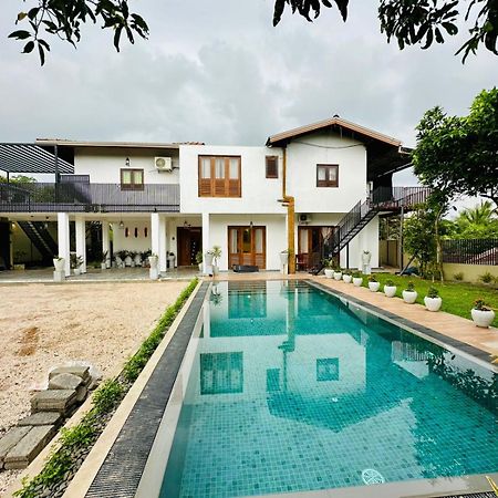 The Villa Kalbashi Kotte - Luxury Stay With Swimming Pool Sri Jayewardenepura Kotte Luaran gambar