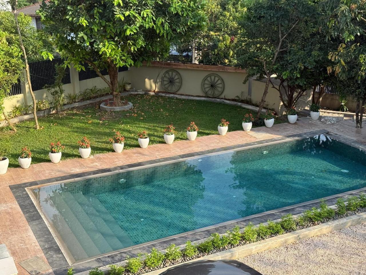 The Villa Kalbashi Kotte - Luxury Stay With Swimming Pool Sri Jayewardenepura Kotte Luaran gambar