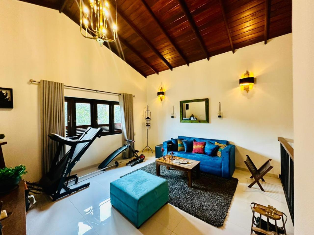 The Villa Kalbashi Kotte - Luxury Stay With Swimming Pool Sri Jayewardenepura Kotte Luaran gambar